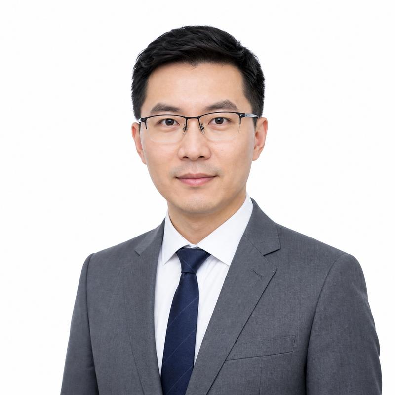 欧美大片专家-张华平
